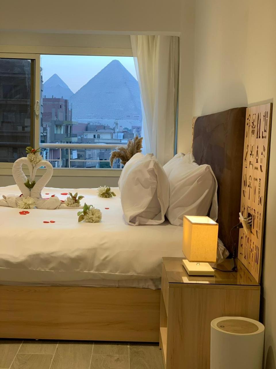 Khufu Pyramids Inn Nazlet el-Sîsi Eksteriør billede