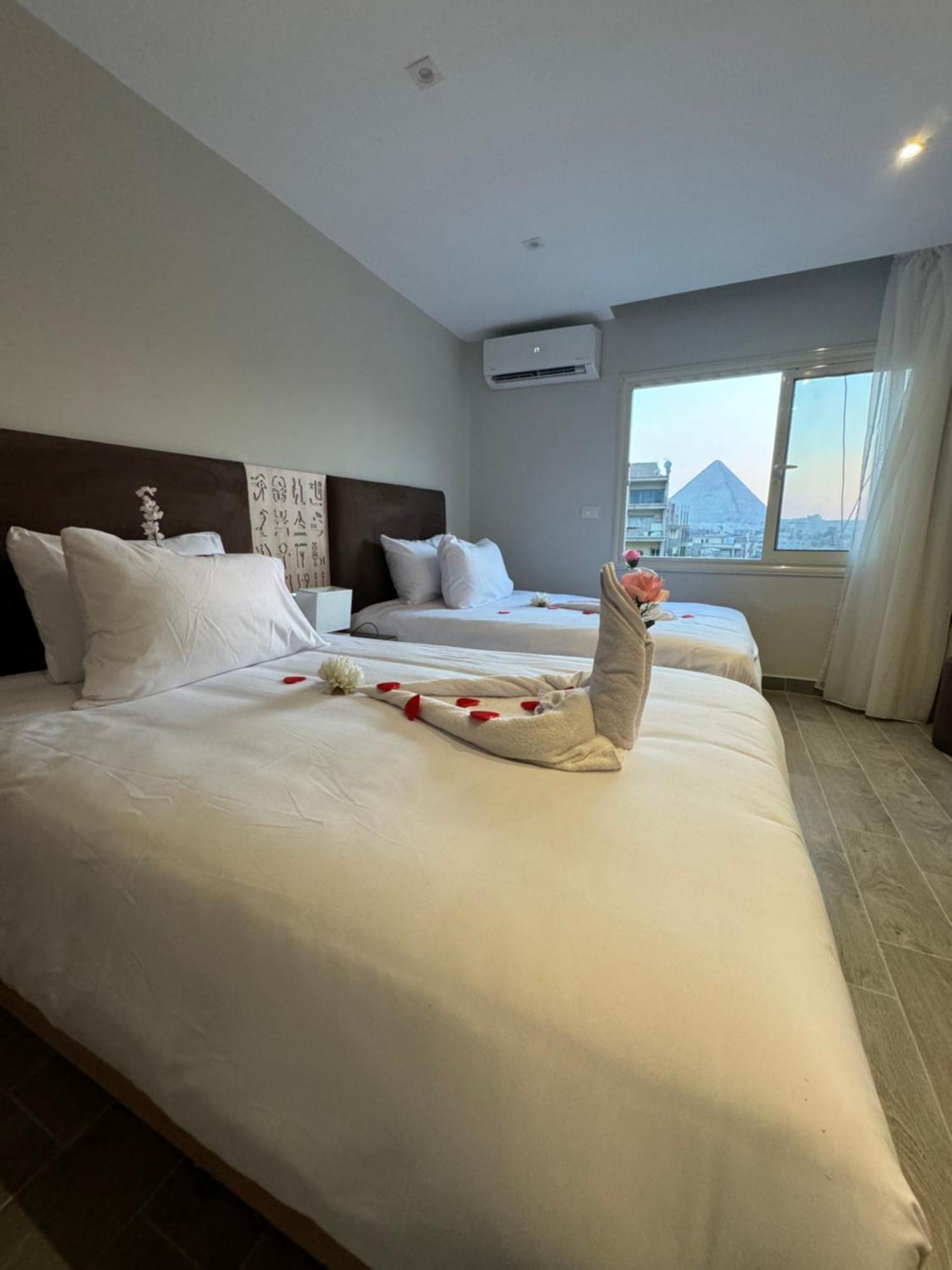 Khufu Pyramids Inn Nazlet el-Sîsi Eksteriør billede